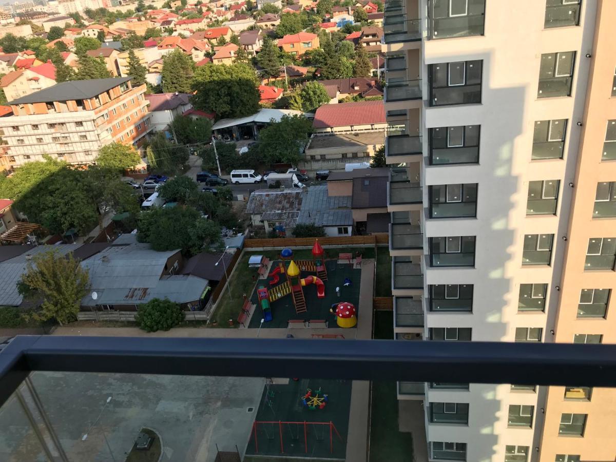 Cozy 2-Room Penthouse Lakeview W14 บูคาเรสต์ ภายนอก รูปภาพ
