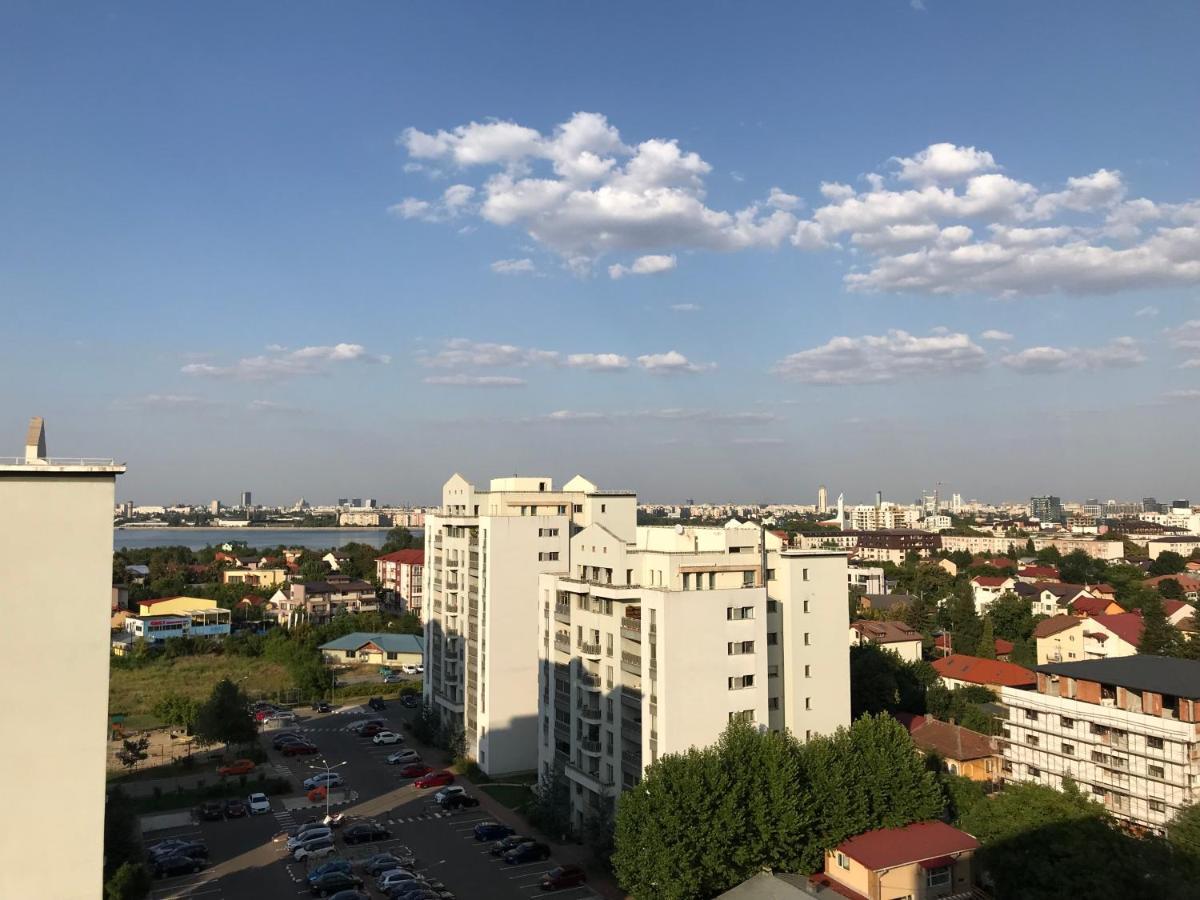 Cozy 2-Room Penthouse Lakeview W14 บูคาเรสต์ ภายนอก รูปภาพ